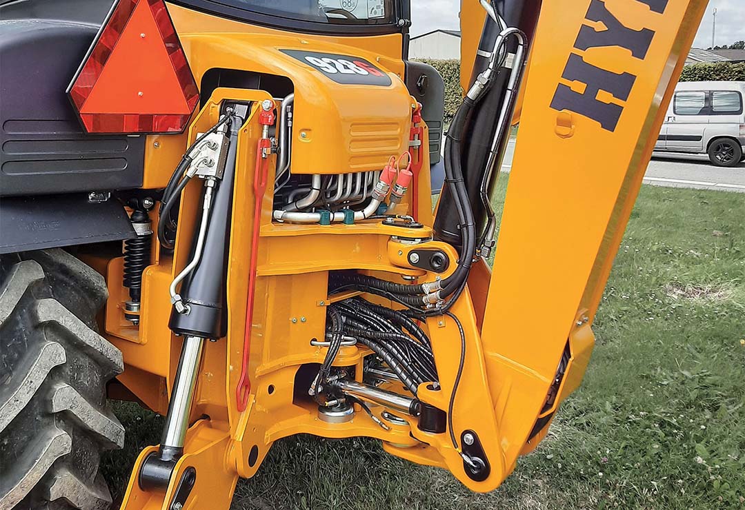 928G Rear End Close Up